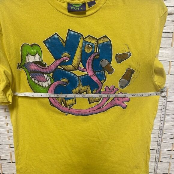 Vurt skater Y2K BIG MOUTH shirt‎ size L euc yellow - Picture 8 of 8